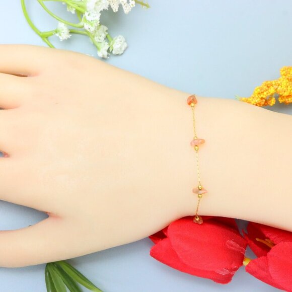 "Elegant & Trendy Bracelet, A Perfect Gift for Women, Thoughtful, EVCH1047 - Picture 1 of 13